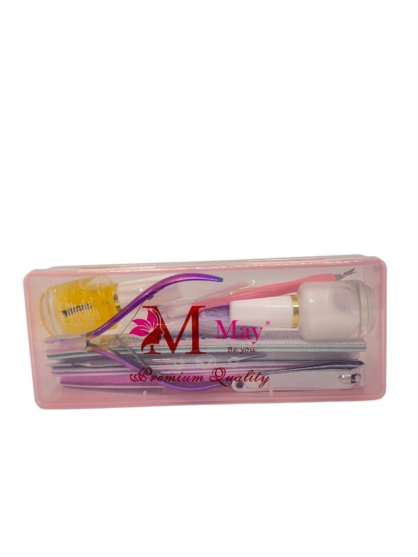 Estuche May